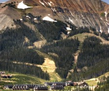 Saddle Ridge Getaway  ski-in ski-out