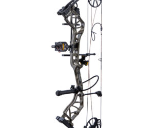 Bear Species XT RTH Bow Package Mossy Oak Roots/Black 45-60 -lbs.RH